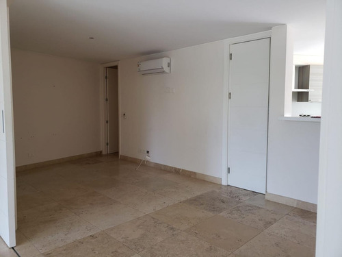 Imagen 8 de 22 de Frente Al Club De Golf, 180m2, 3 Dormitorios, 4 Baños, Servicio Completo, Garaje X2