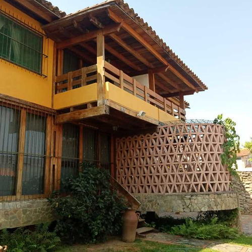 Vivienda En Venta En Alto De Guataparo.