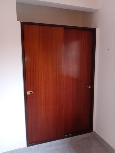 Imagen 6 de 8 de Departamento 3 Ambientes Con Cochera Techada!!!