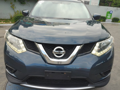 Nissan  Roque Normal, 