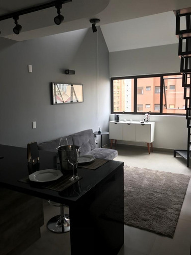 Imagem 6 de 14 de Loft Moema Perto Do Metrô Lindo Reformado