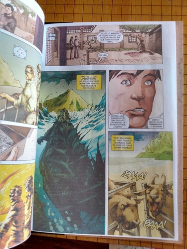 Imagen 2 de 4 de Godzilla Awakening Pasta Dura Español