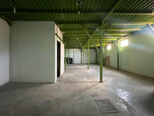 Edificio Comercial 3 Niveles En Venta Barcelona