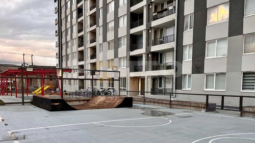 Cómodo Depto 3d 2b Con Logia, Termopanel Y Estacionamiento