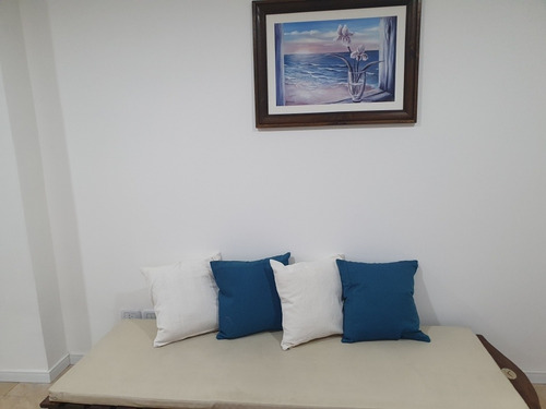 Imagen 7 de 20 de Departamento Olivar 2, Cuenta Con 4 Ambientes, Galería Y Patio. Muy Luminoso, Espacioso. Estado Impecable.