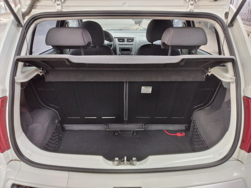 Imagen 8 de 10 de Volkswagen Crossfox 1.6 Trendline (l10) 2014 / Nafta