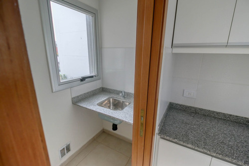 Departamento 2 Dormitorios, Cochera Venta La Plata