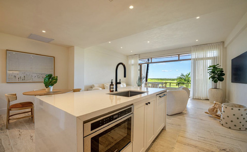 Apartamento De Lujo En Venta En Casa De Campo, La Romana 2 Habitaciones, Acaba
