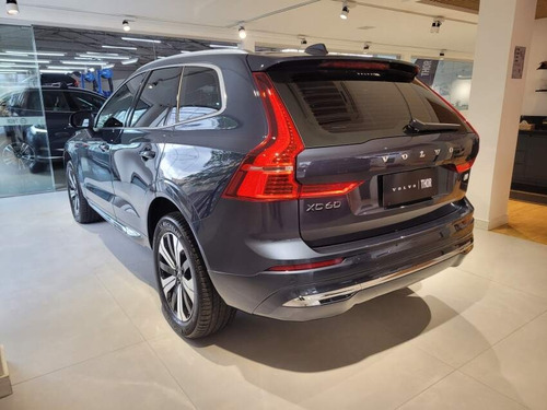 Volvo XC60 2.0 T8 RECHARGE PLUS AWD GEARTRONIC