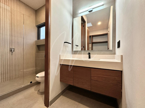 Casa En Venta En Cancun En Lagos Del Sol