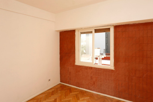 Departamento Cuatro Ambientes C/ Cochera Devoto