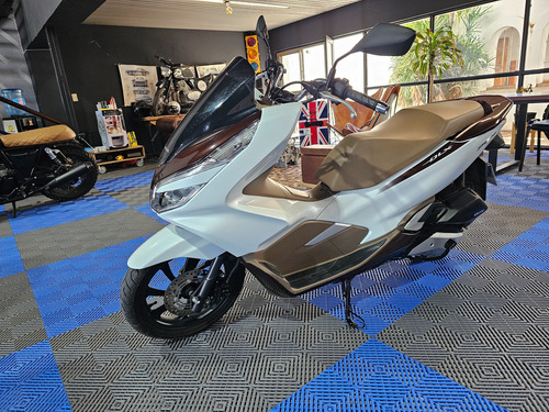 Honda Pcx 150 Deluxe