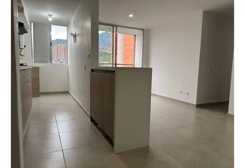 Apartamento Itagui-por El Centro De La Moda 61mt - 3 Alcobas Uc