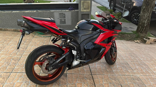 Cbr 600 Rr Muito Nova, Recém Revisada.