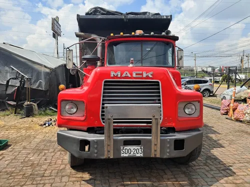 Mack Rd690s Volqueta