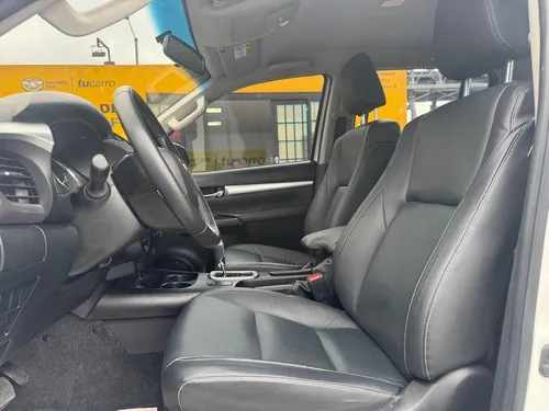 Toyota Hilux 2.4 Automatica Full 4x4