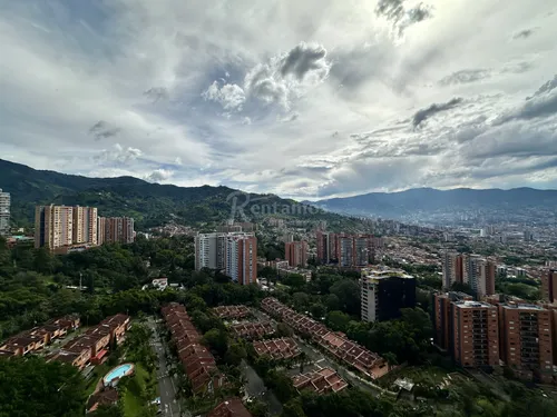 Apartamento En Arriendo En Loma De Las Brujas. Cod A776015