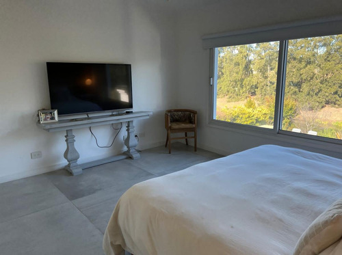 Imagen 4 de 30 de Excelente Casa Al Lago!!!