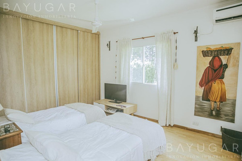 Imagen 16 de 30 de Venta En Oportunidad - Casa En Sausalito - Bayugar Negocios Inmobiliarios
