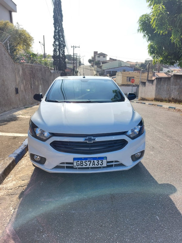 Chevrolet Onix Joy hatch 1.0 8V Black Edition Flex