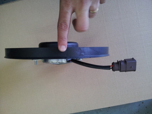 Imagen 5 de 6 de Electroventilador Chico Vw Vento Passat 1.8 1.9 2.0 2.5 Cc