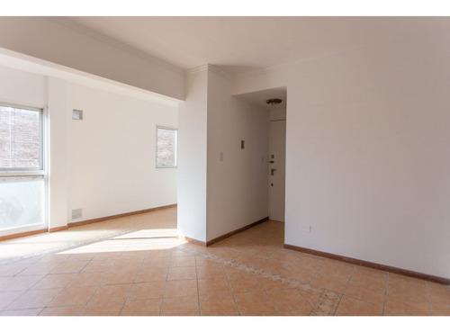 Imagen 3 de 16 de Mitre 1430. Departamento De 3 Dormitorios Y 2 Baños.