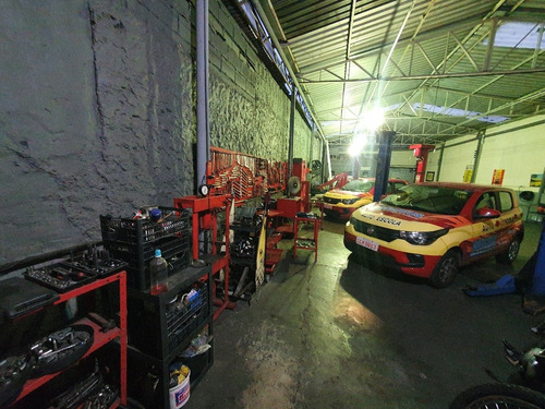 Imagem 7 de 10 de Oficina Mecânica