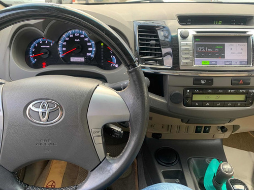 Imagem 7 de 15 de Toyota Sw4 2013 3.0 Srv 7l 4x4 Aut. 5p