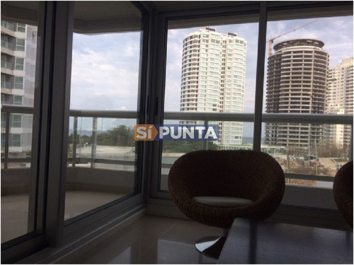 Imagen 6 de 24 de Apartamento En Edificio Con Todos Los Servicios