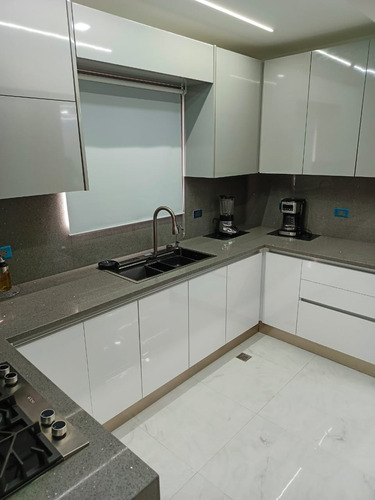 Rbr Vende Hermoso Apartamento En Base Aragua