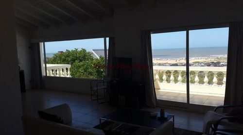 Imagen 11 de 22 de Casa Con Vista Al Mar En A Pasos De La Playa
