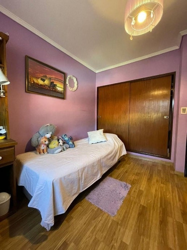 Imagen 13 de 14 de Chalet De 6 Ambientes En Venta - Castelar Norte