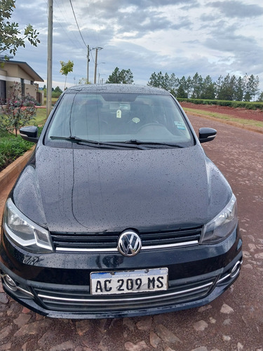 Volkswagen Voyage 1.6 Highline 101cv