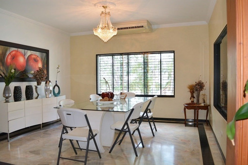 Imagen 10 de 29 de Casa En El Bosque Valencia Con Piscina, Marisol Castro 0424-4923040