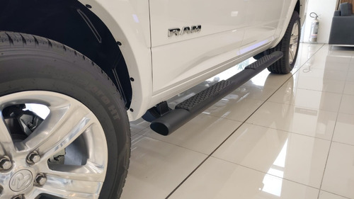 Imagen 5 de 15 de Ram 1500 Laramie V8 At8 2022