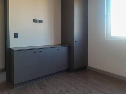 Departamento Nuevo 30% Dcto. Con Estacionamiento M.lo Ovalle
