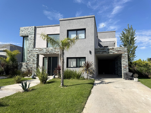 Casa En Venta Barrio Santa Rita Canning San Vicente