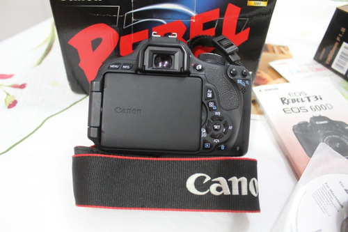 Canon T3i 600d Completa + Brinde. A Vista Tem Desconto !