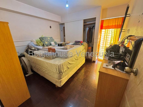 Se Vende Amplio Y Hermoso Apto En Terrazas Del Avila Cod 25-23001 Rex