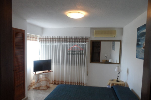 Apartamento En Roosevelt, 4 Dormitorios *- Ref: 2798