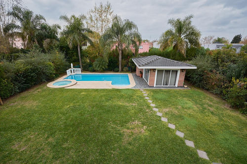 Casa Amoblada En Alquiler Anual En Santa Barbara!