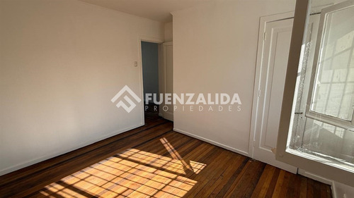 Casa En Arriendo De 5 Dorm. En Ñuñoa