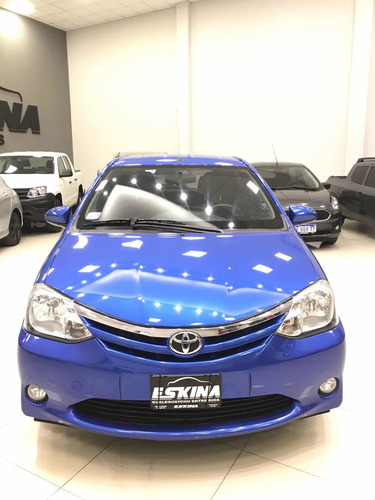 Imagen 10 de 16 de Toyota Etios 2014 1.5 Xls