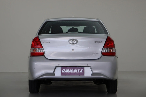 Toyota Etios Etios Sedan XS 1.5 (Flex)