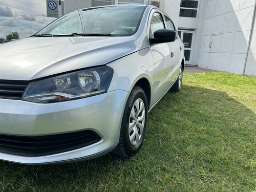 Volkswagen Voyage 1.6 Trenline 101cv