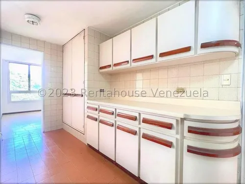Ivanna Rah Cod. 24-858