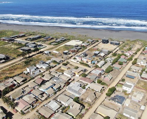 Casa A Pasos De La Playa En Pichilemu, 6 Dormitorios