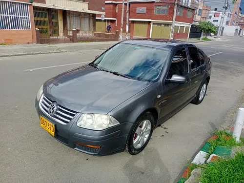 Carro Familiar Versión Top De Gama Enllantado Negociable