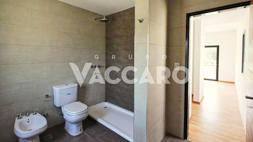 Imagen 12 de 30 de Casa Venta Barrio Privado Moreno Zona Oeste