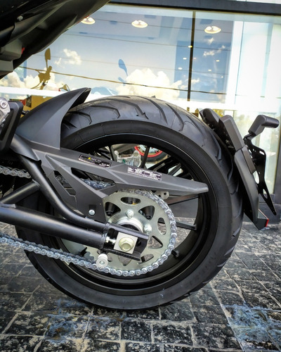 Benelli 502 C - Negro - Benelli Store Pilar.